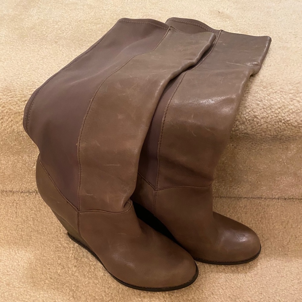 Seychelles 8 1/2 Sexy Tall Leather Wedge Boots